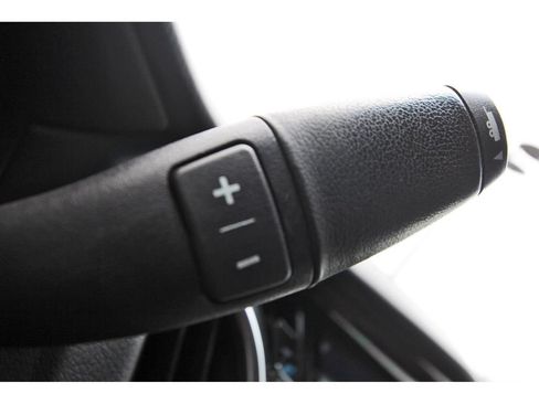 Used 2017 Cadillac Escalade 4WD image 19