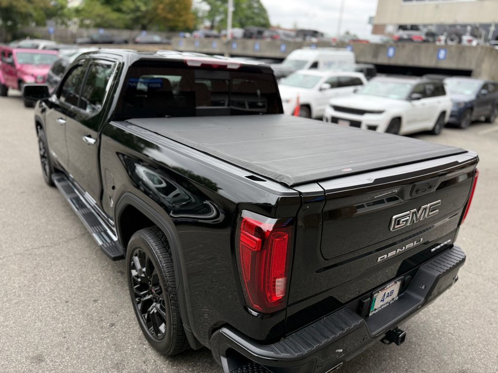 Used 2025 GMC Sierra 1500 Denali AWD/4WD image 18