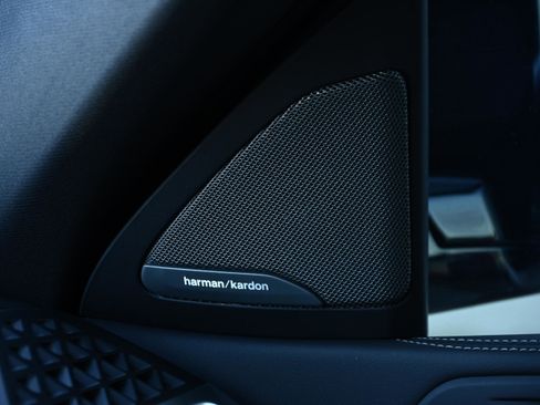 New 2026 BMW X6 M60i image 21