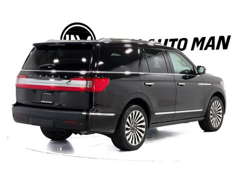 Used 2019 Lincoln Navigator Reserve AWD/4WD image 4