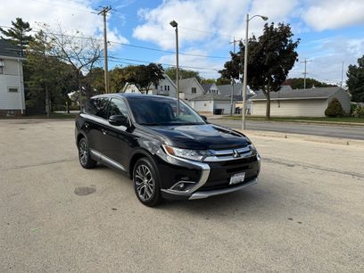 Used 2016 Mitsubishi Outlander SE