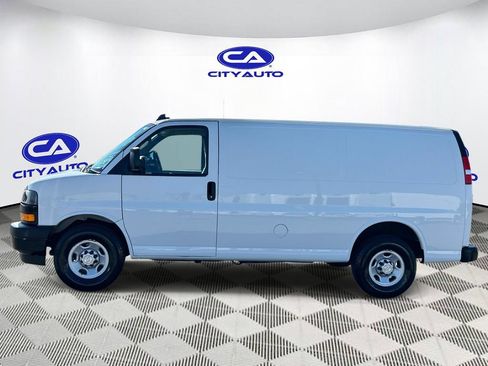 Used 2020 Chevrolet Express 2500 w/ Safety Package RWD image 7