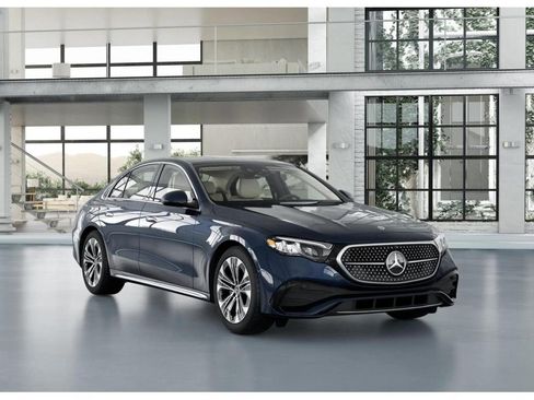 New 2026 Mercedes-Benz E 350 4MATIC Sedan image 10