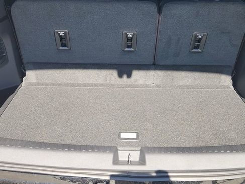 New 2026 Chevrolet Traverse High Country image 25