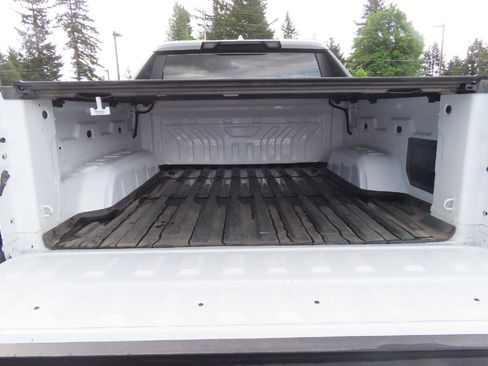 Used 2024 Chevrolet Silverado EV W/T AWD/4WD image 8