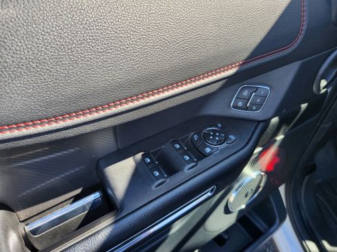 Used 2021 Ford Expedition Limited AWD/4WD image 18