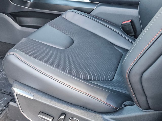 New 2026 Ford F150 Raptor AWD/4WD image 4