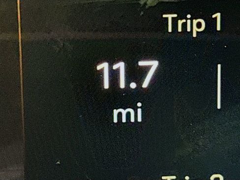 New 2025 GMC Canyon Elevation w/ Convenience Package image 12