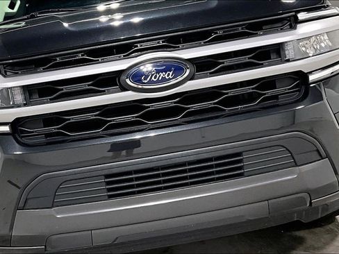 Used 2022 Ford Expedition XLT RWD image 36