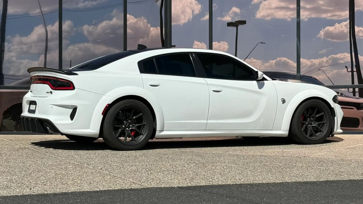 Used 2021 Dodge Charger SRT Hellcat RWD image 13