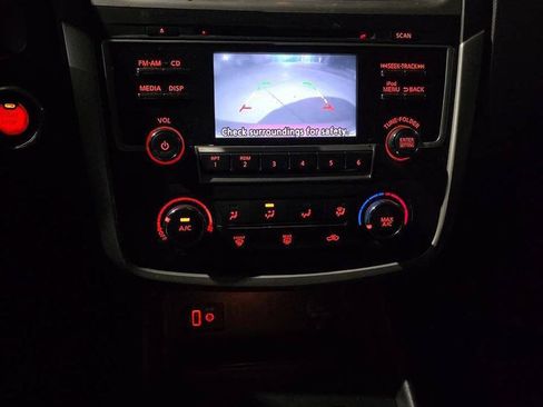 Used 2018 Nissan Altima 2.5 S w/ S Convenience Package FWD image 3