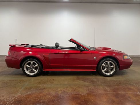 Used 2004 Ford Mustang GT RWD image 87