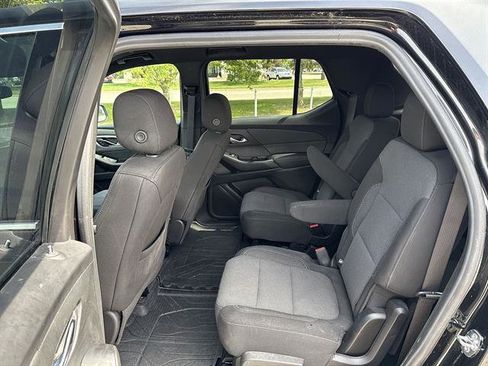 Certified 2023 Chevrolet Traverse LT w/ LPO, Floor Liner Package AWD/4WD image 54