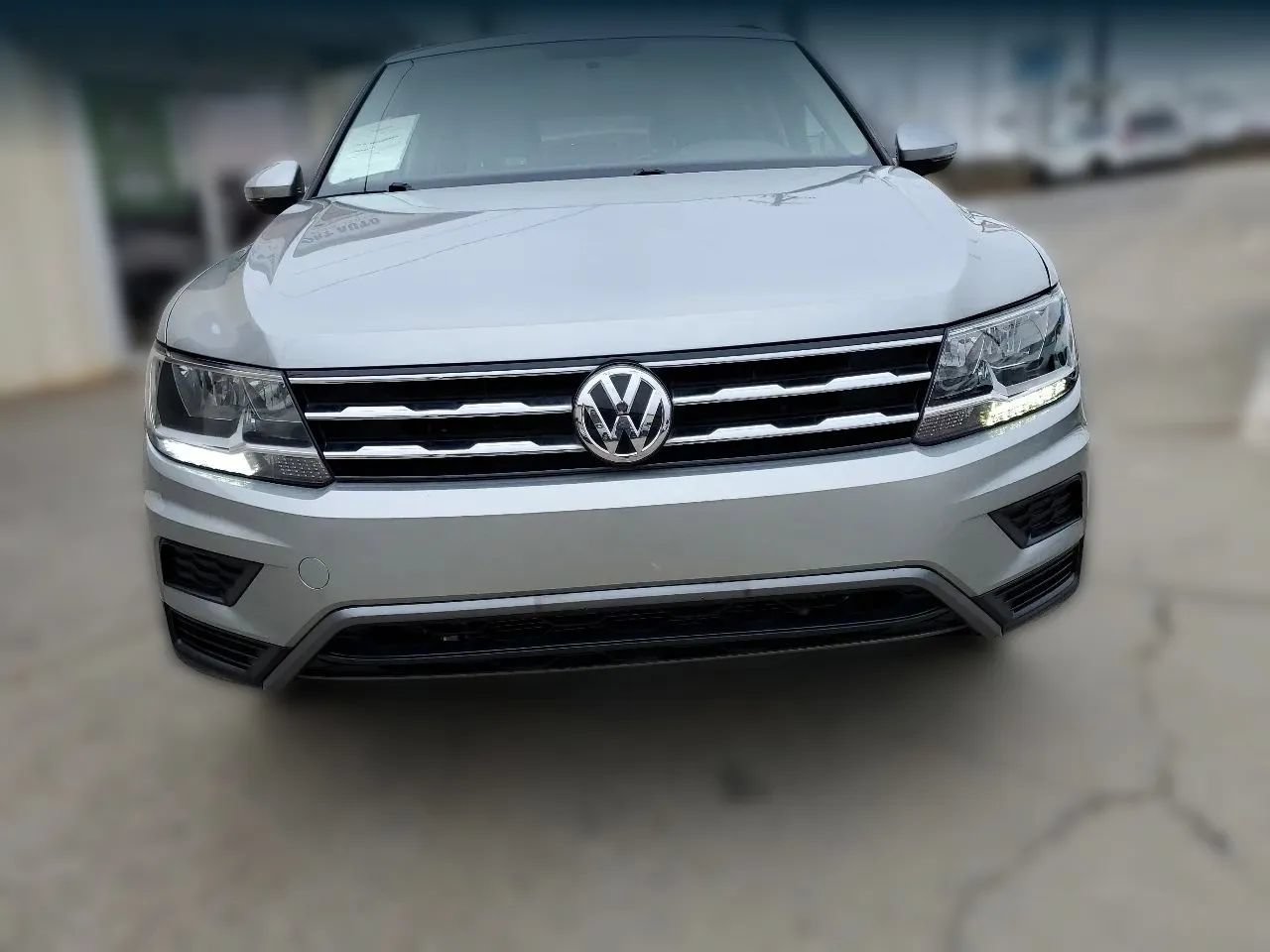 Used 2019 Volkswagen Tiguan S AWD/4WD image 14