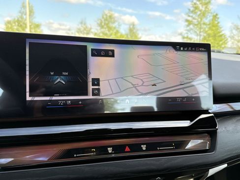 New 2026 BMW i5 eDrive40 w/ M Sport Package RWD image 23