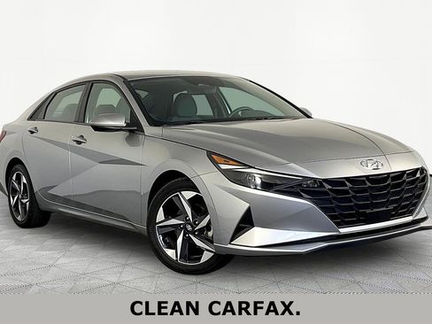 Certified 2023 Hyundai Elantra SEL w/ Convenience Package FWD image 3