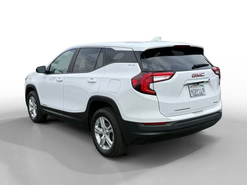 Used 2023 GMC Terrain SLE w/ Fleet Convenience Package AWD/4WD image 3