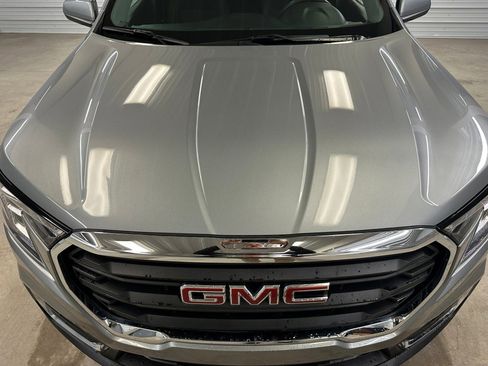 Certified 2023 GMC Terrain SLE image 38