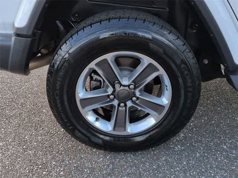 Used 2020 Jeep Wrangler Unlimited Sahara w/ Safety Group image 14