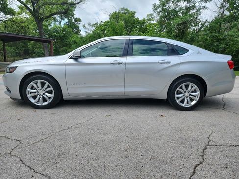 Used 2018 Chevrolet Impala LT image 4