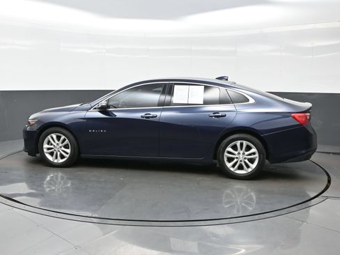Used 2016 Chevrolet Malibu LT FWD image 3