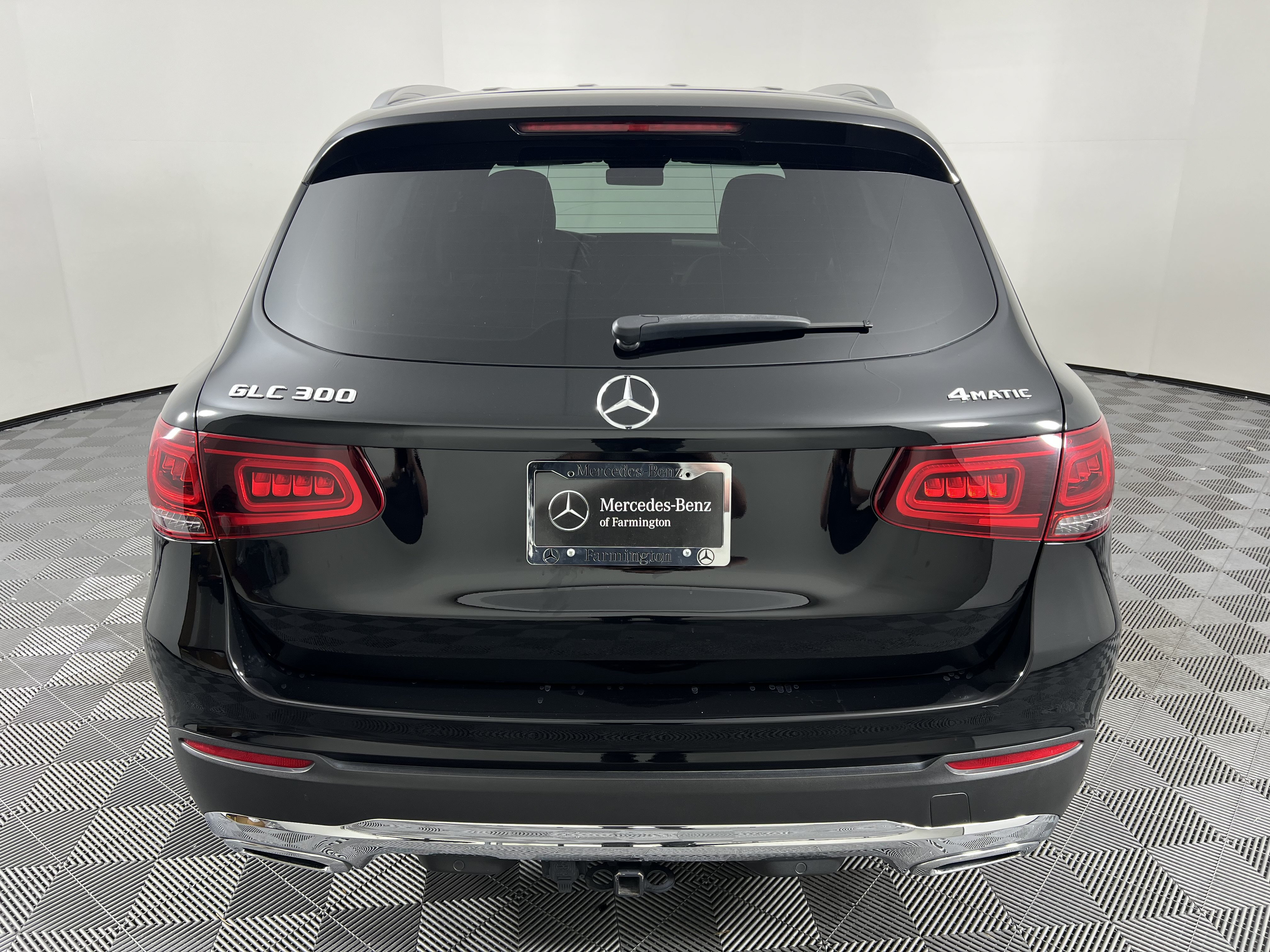 Used 2020 Mercedes-Benz GLC 300 4MATIC image 11