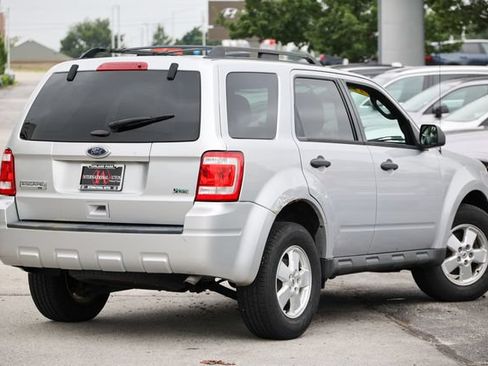 Used 2012 Ford Escape XLT FWD image 3