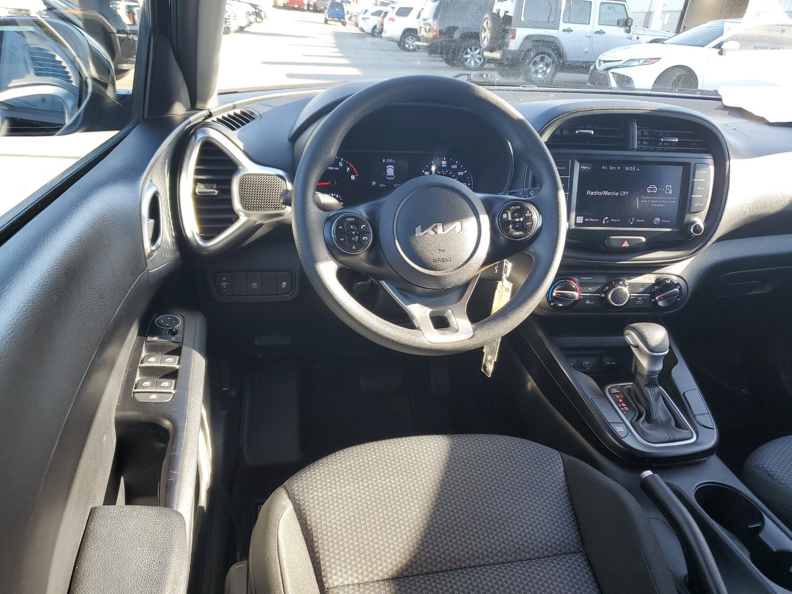 Used 2022 Kia Soul LX FWD image 10