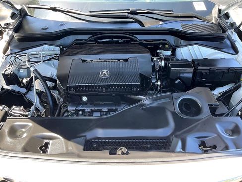 Used 2023 Acura MDX SH-AWD image 12