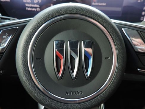 New 2026 Buick Enclave Avenir image 25