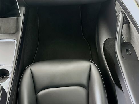 Used 2023 Tesla Model Y Long Range AWD/4WD image 20