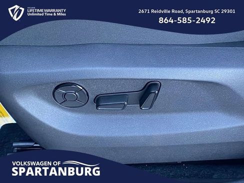 New 2026 Volkswagen Tiguan SE R-Line image 15