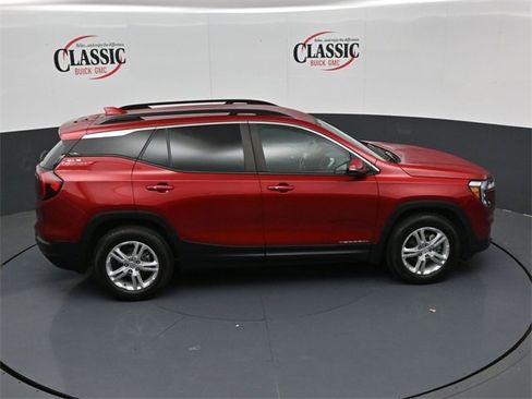 Used 2023 GMC Terrain SLE w/ Driver Convenience Package image 21