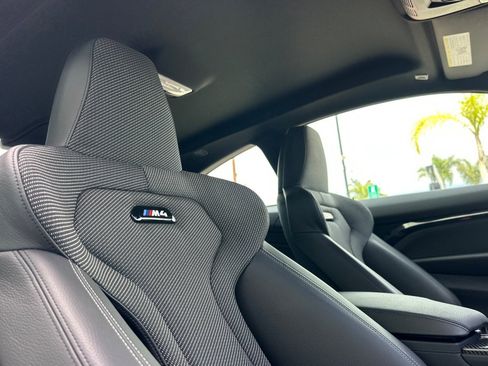 Used 2018 BMW M4 Coupe RWD image 16