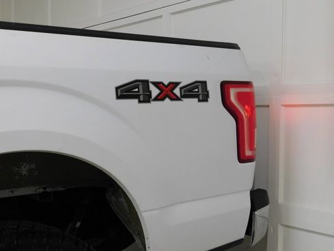 Used 2018 Ford F150 XLT w/ Heavy-Duty Payload Package image 24