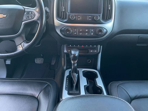 Used 2022 Chevrolet Colorado ZR2 image 12