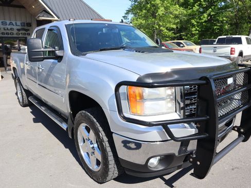 Used 2013 GMC Sierra 2500 SLE w/ HD SLE Premium Package image 3