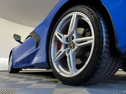 Used 2025 Chevrolet Corvette Stingray Premium Conv w/ Stealth Interior Trim Package RWD image 23
