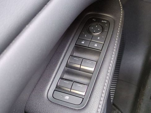 Used 2023 Lexus RX 350 Premium image 25