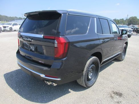 New 2026 GMC Yukon Denali w/ Denali Reserve Package AWD/4WD image 4