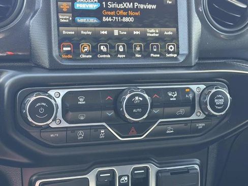 Used 2021 Jeep Gladiator Sport AWD/4WD image 15