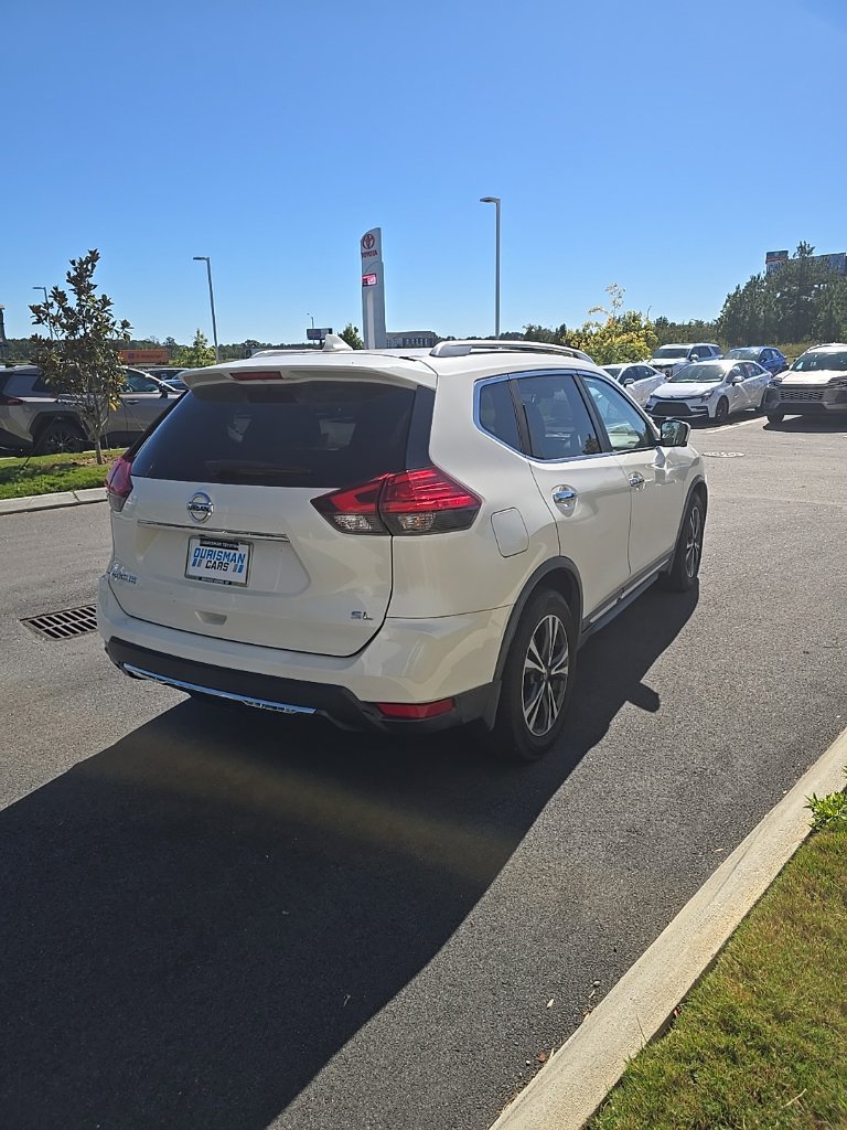 Used 2017 Nissan Rogue SL FWD image 5