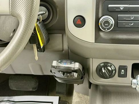 Used 2018 Nissan Frontier SV AWD/4WD image 23