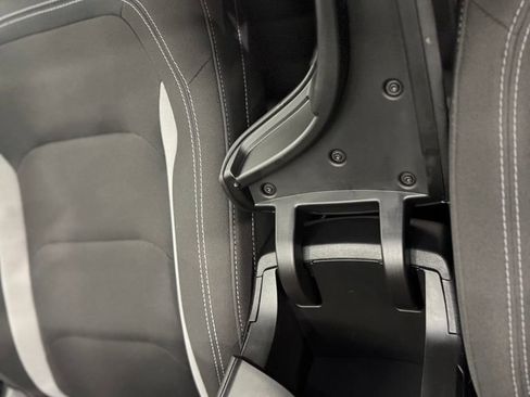 Used 2020 Chevrolet Camaro LT w/ Technology Package RWD image 13