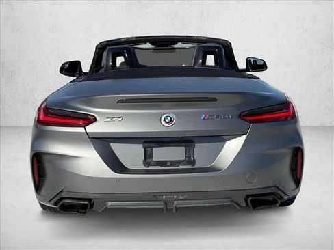 Used 2022 BMW Z4 M40i w/ Premium Package image 5