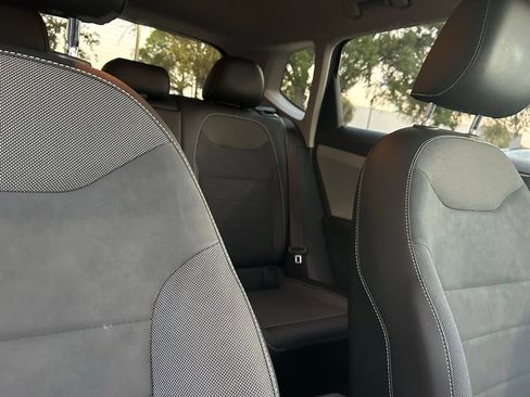 Used 2022 Volkswagen Taos SE w/ Driver Assistance Package image 34