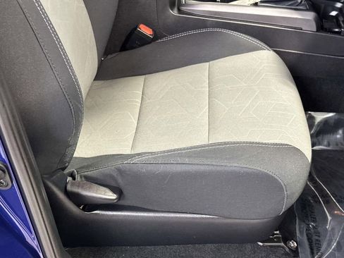 Used 2023 Toyota Tacoma TRD Sport image 11