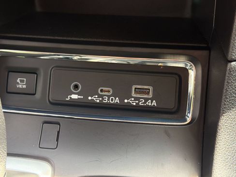 Used 2024 Subaru Ascent Limited w/ Technology Package AWD/4WD image 26