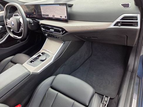 Used 2025 BMW 330i Sedan RWD image 18
