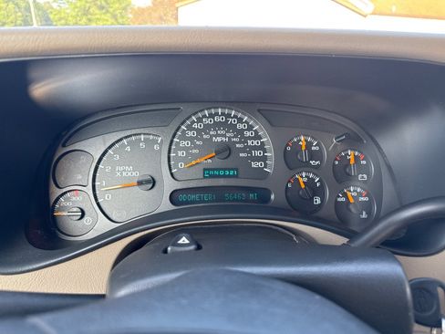 Used 2004 Chevrolet Silverado 2500 LS w/ Skid Plate Package AWD/4WD image 16